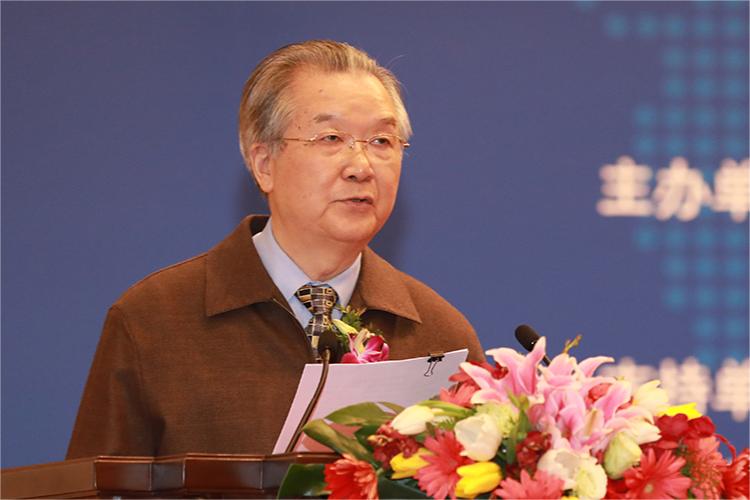张文康